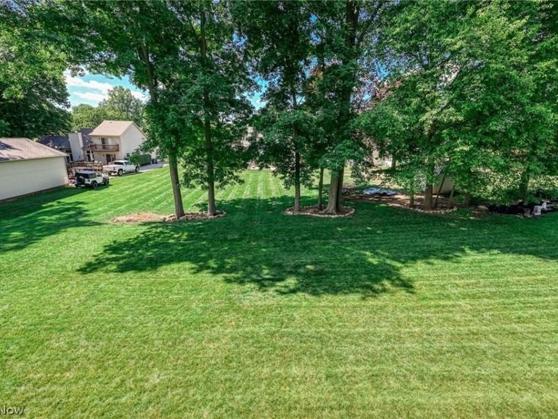 1560 Applewood Way, Uniontown, OH 44685 Photo 38