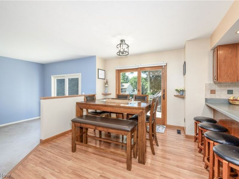 1560 Applewood Way, Uniontown, OH 44685 Photo 6