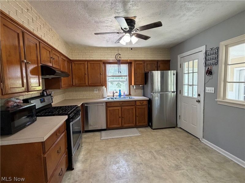 210 Woodrow Street NW, North Canton, OH 44720 Photo 21