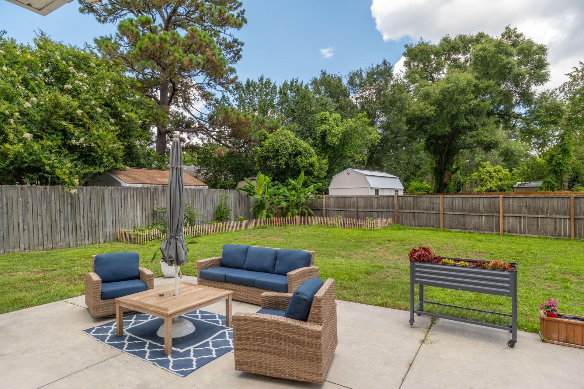 878 Santee Street Photo 36