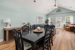 878 Santee Street photo 4