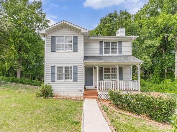 484 Daisy Trail , Lawrenceville, GA 30046