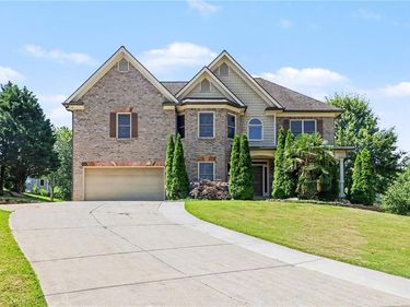 2607 Creek Rock Circle, Buford, GA 30519