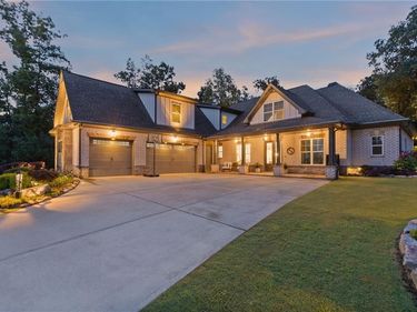 2685 Sardis Way, Buford, GA 30519