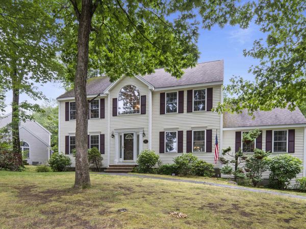 25 Melba Drive, Hudson, NH 03051