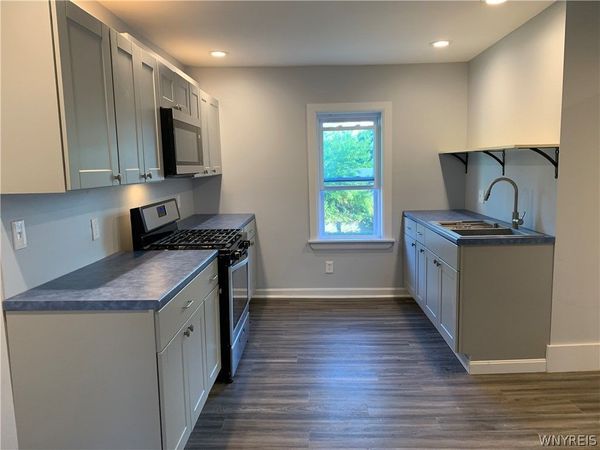 716 West Avenue , Buffalo, NY 14213