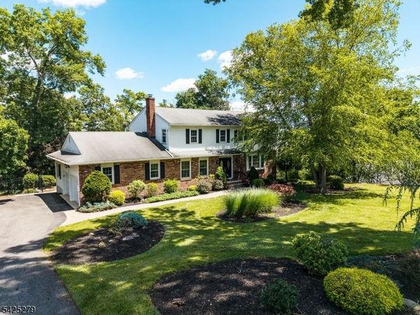 10 Rockledge Ter, Pequannock, NJ 07444