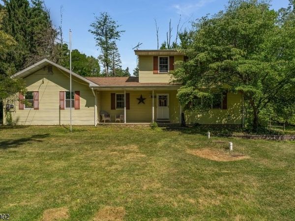 270 Andersen Rd, Holland, NJ 08848