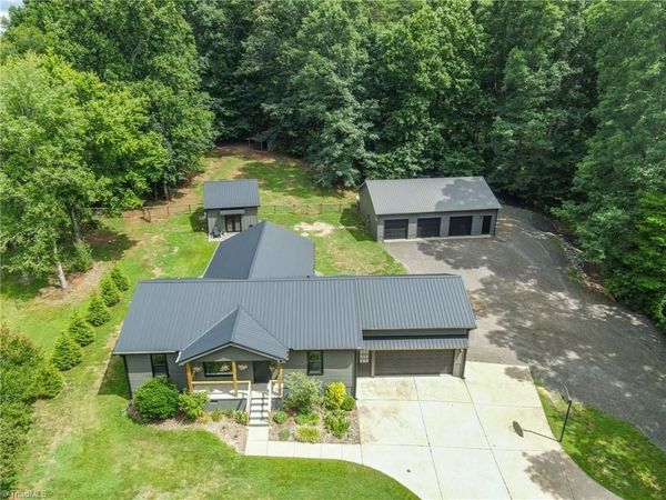 785 Midway Road, Statesville, NC 28625