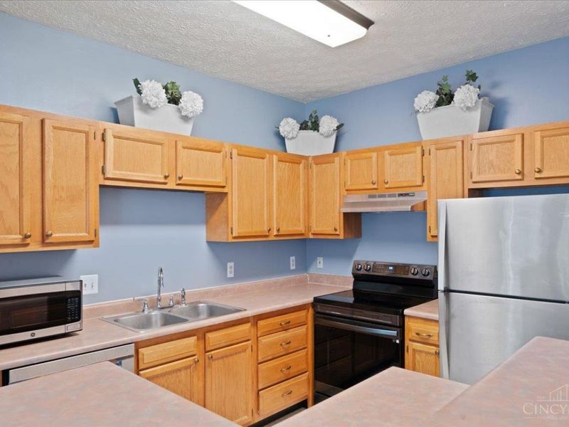 635 Keystone Drive, Unit 306, Union Twp, OH 45244 Photo 8