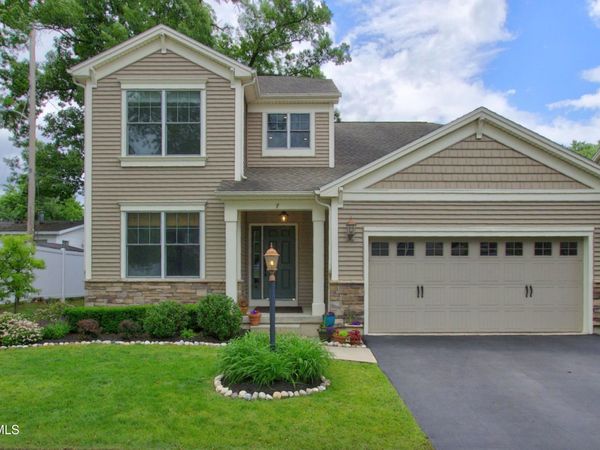 7 McKenzie Way, Saratoga Springs, NY 12866