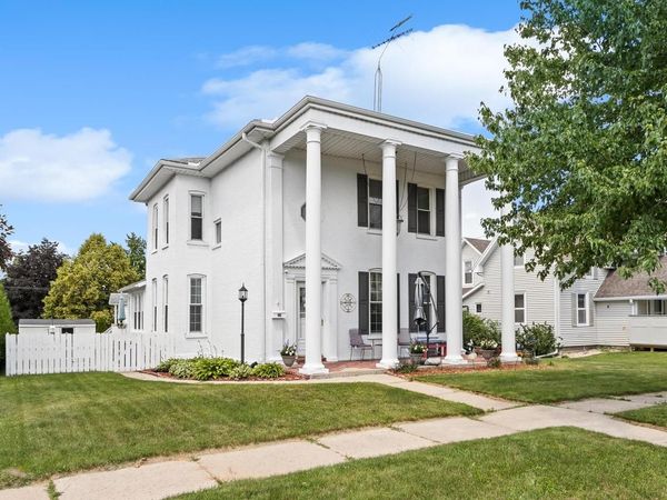 319 W Franklin Street, Portage, WI 53901