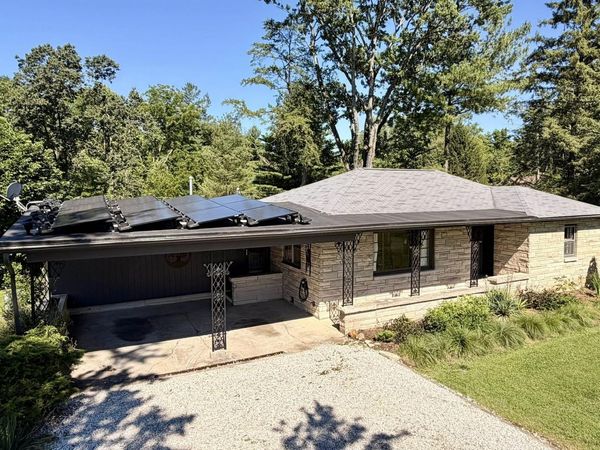 816 S Anna Lee Lane, Bloomington, IN 47403