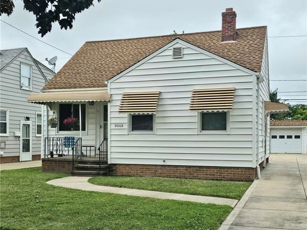9008 Behrwald Avenue , Brooklyn, OH 44144