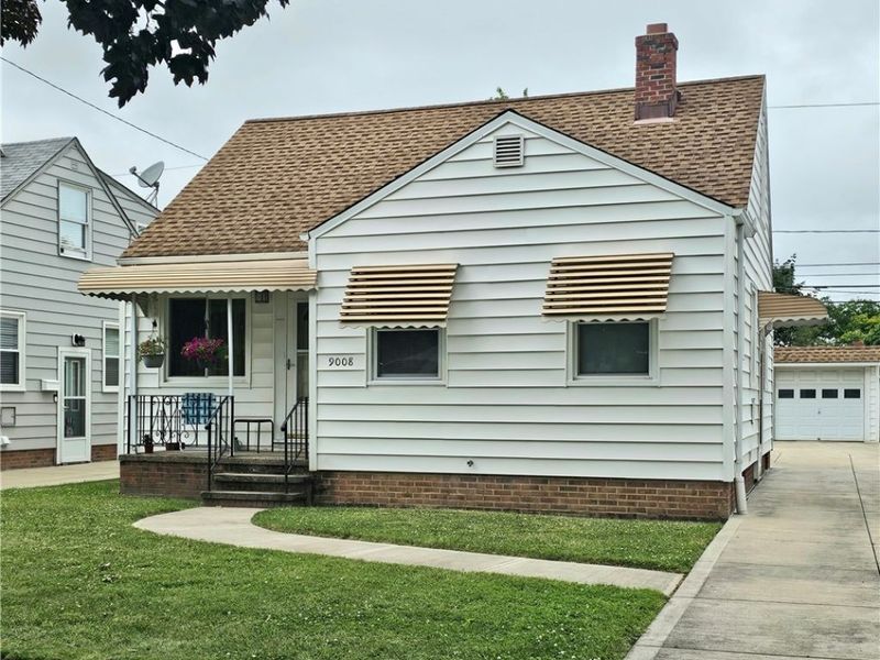 9008 Behrwald Avenue, Brooklyn, OH 44144 Photo 1