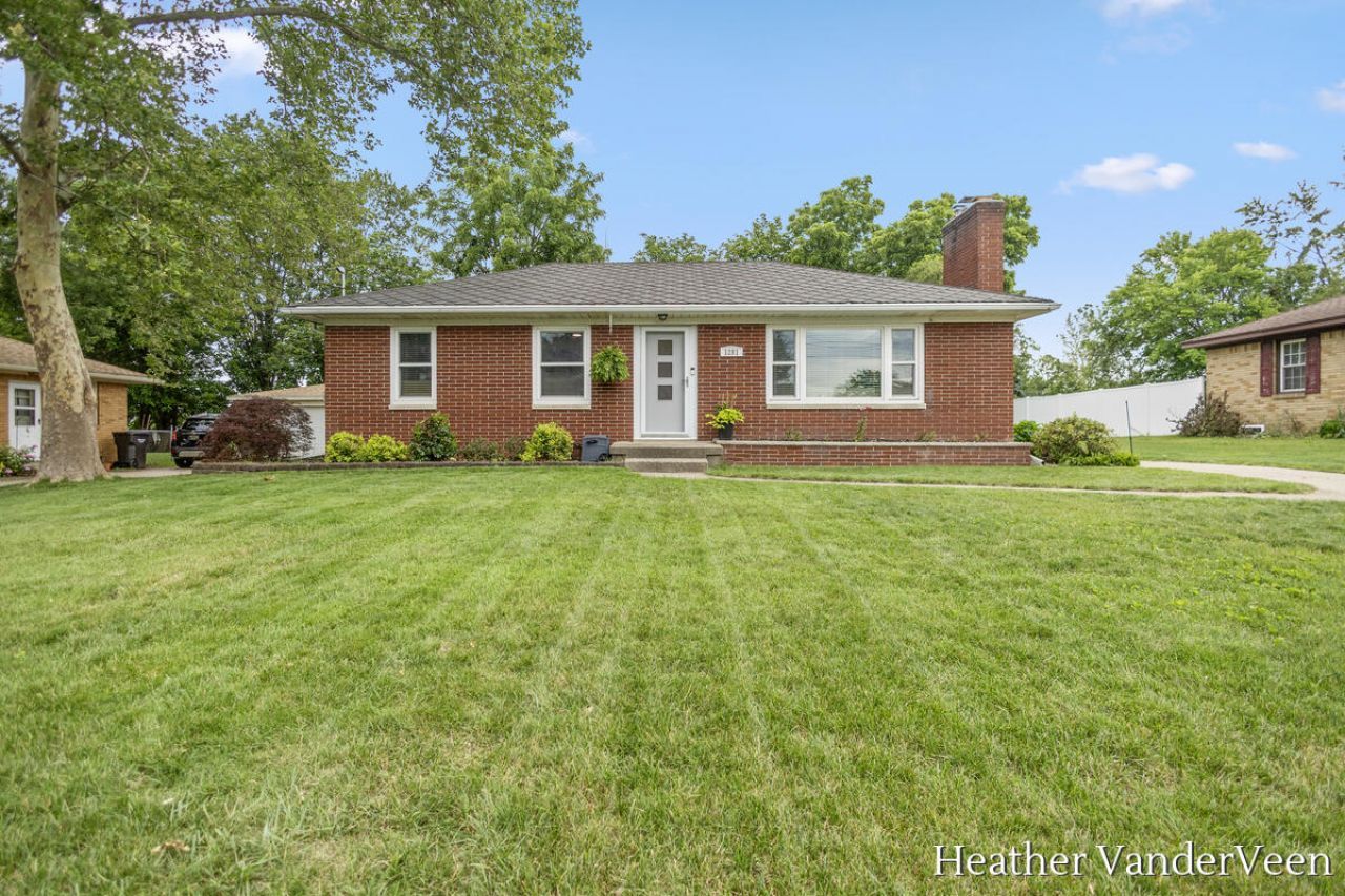 1281 Blanchard Street Sw, Wyoming, MI 49509 Main Photo