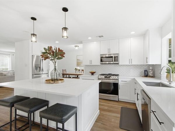2520 Rosedale Street, Highland Village, TX 75077