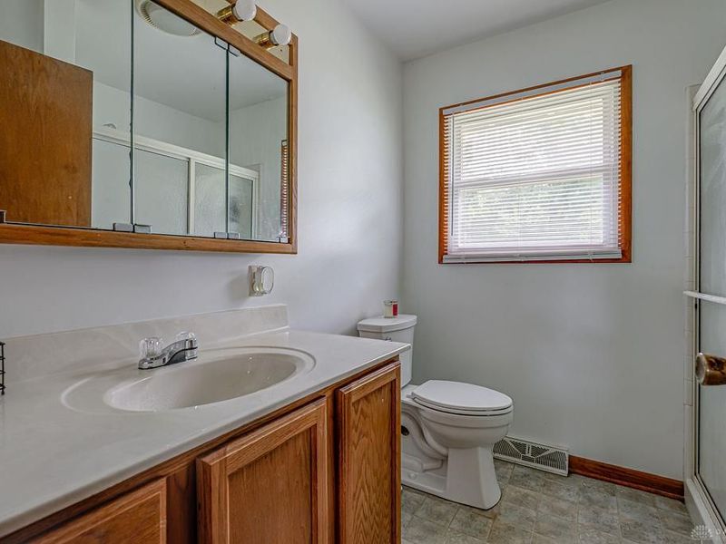 10404 Eaton Oxford Road, Camden, OH 45311 Photo 15