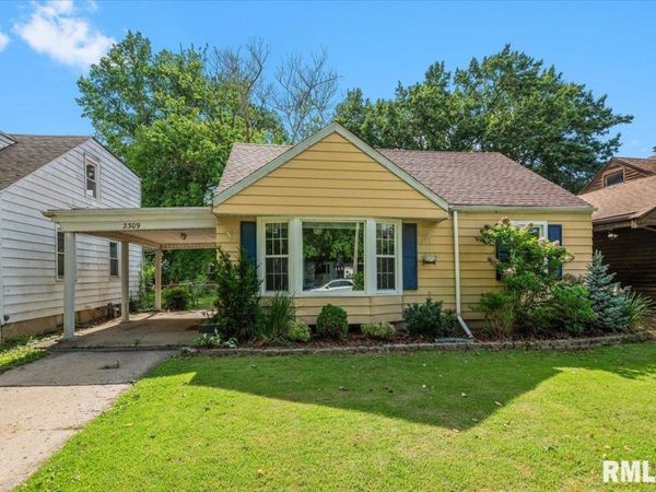 2309 S Pasfield Street, Springfield, IL 62704
