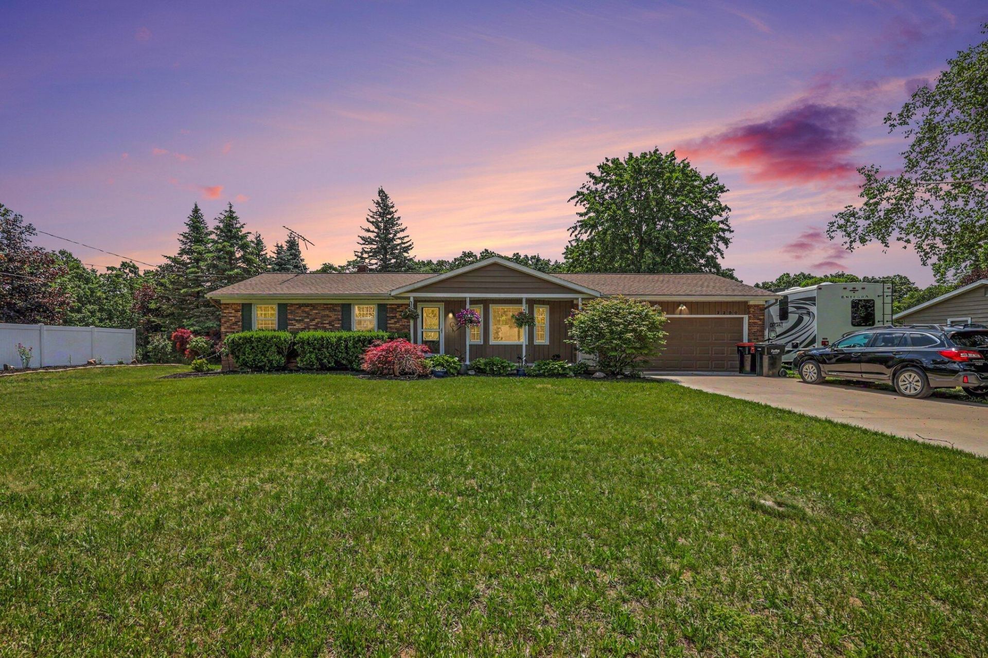 2256 Rogue River Road Ne, Belmont, MI 49306 Main Photo