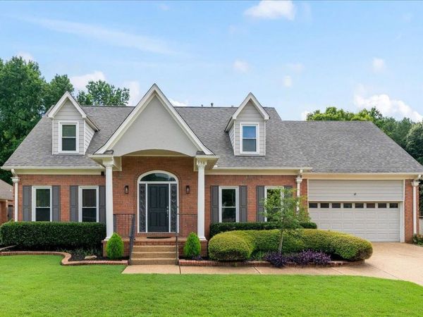 958 VIVIAN LEIGH LN, Collierville, TN 38017