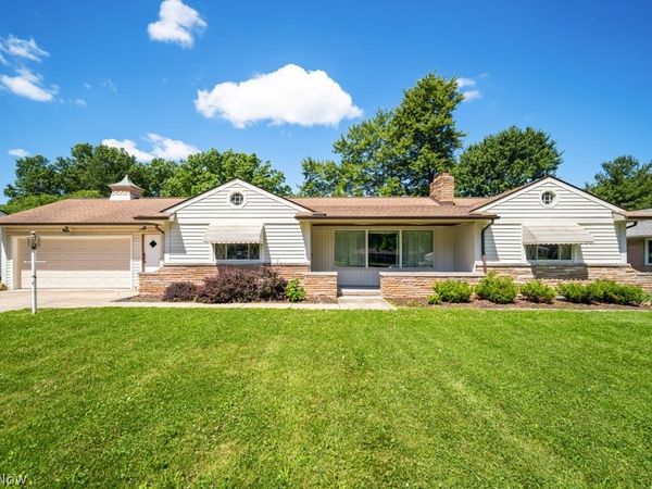 7988 Wright Road , Broadview Heights, OH 44147