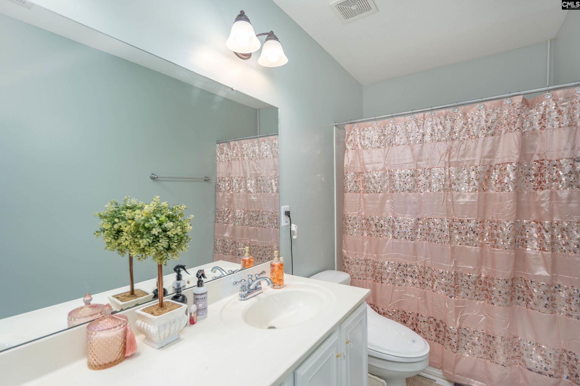 286 Traditions Circle  Photo 12
