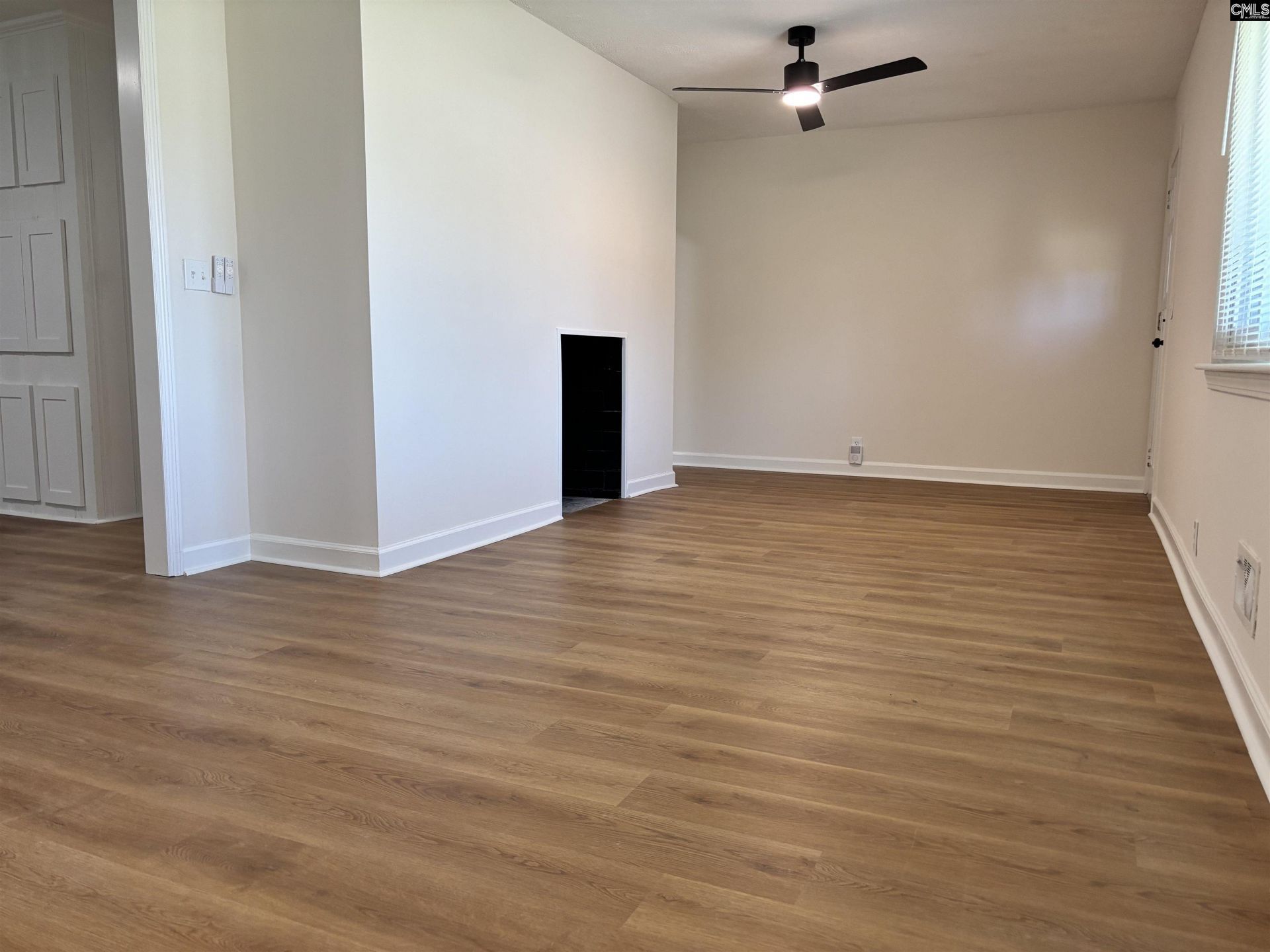 228 Martha Street  Photo 9