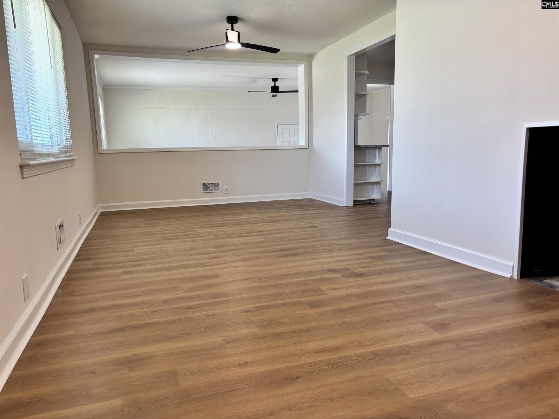 228 Martha Street  Photo 18