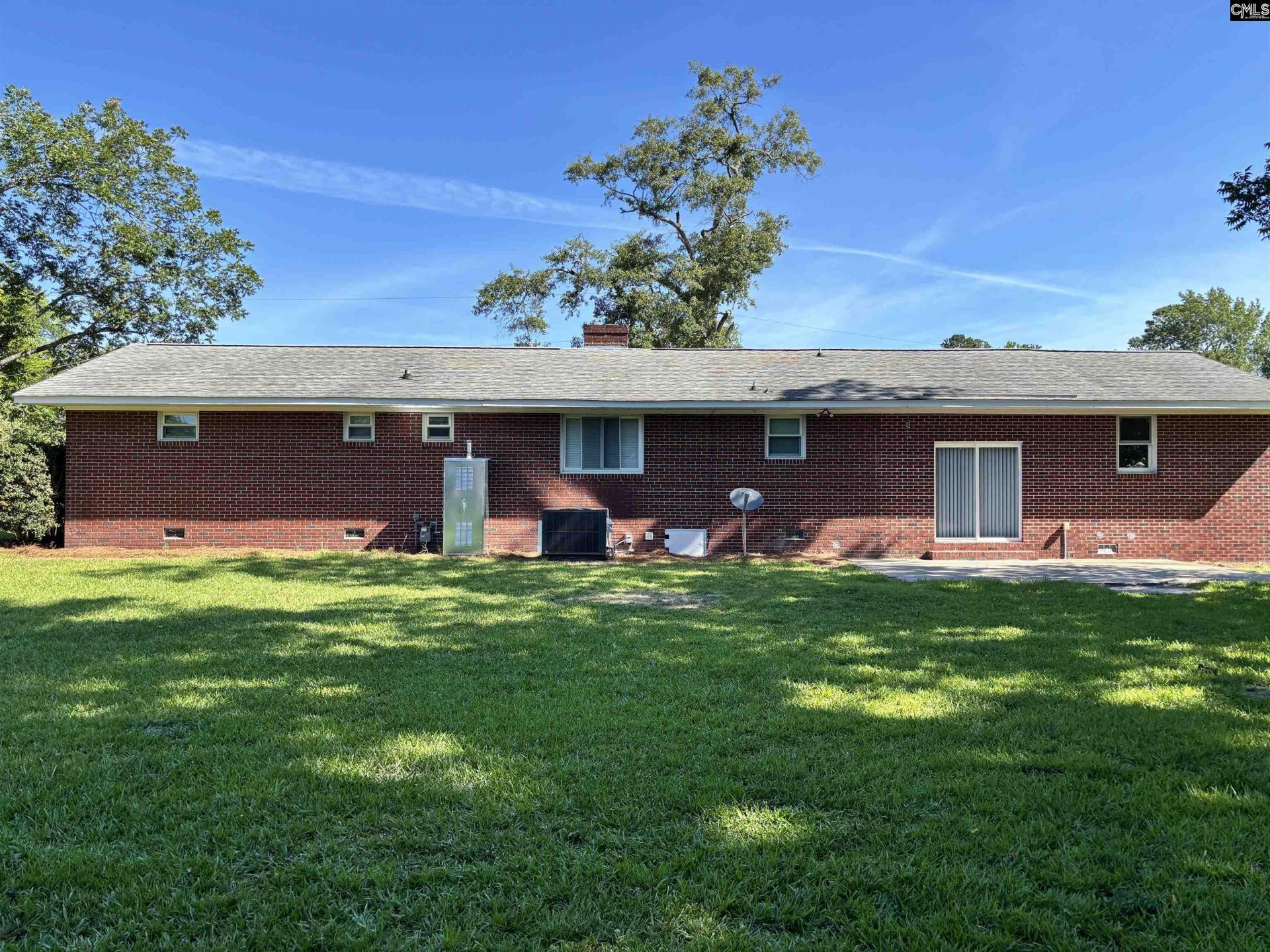 228 Martha Street  Photo 20