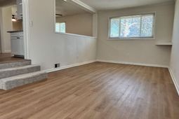 228 Martha Street  photo 4