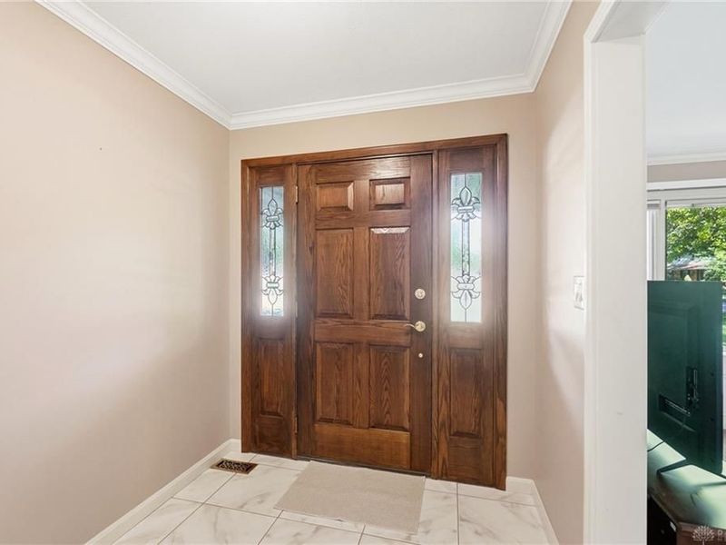 5362 Oakton Circle, Kettering, OH 45440 Photo 10