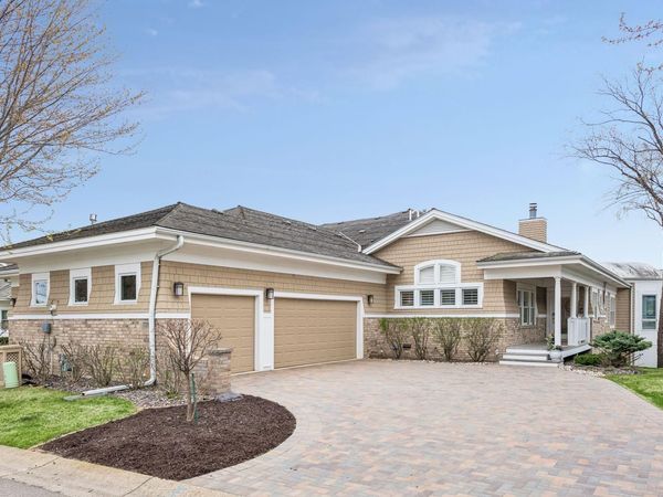 726 Widsten Circle , Wayzata, MN 55391