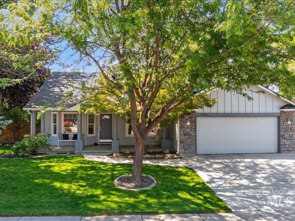 1739 W Tumble Creek, Meridian, ID 83646