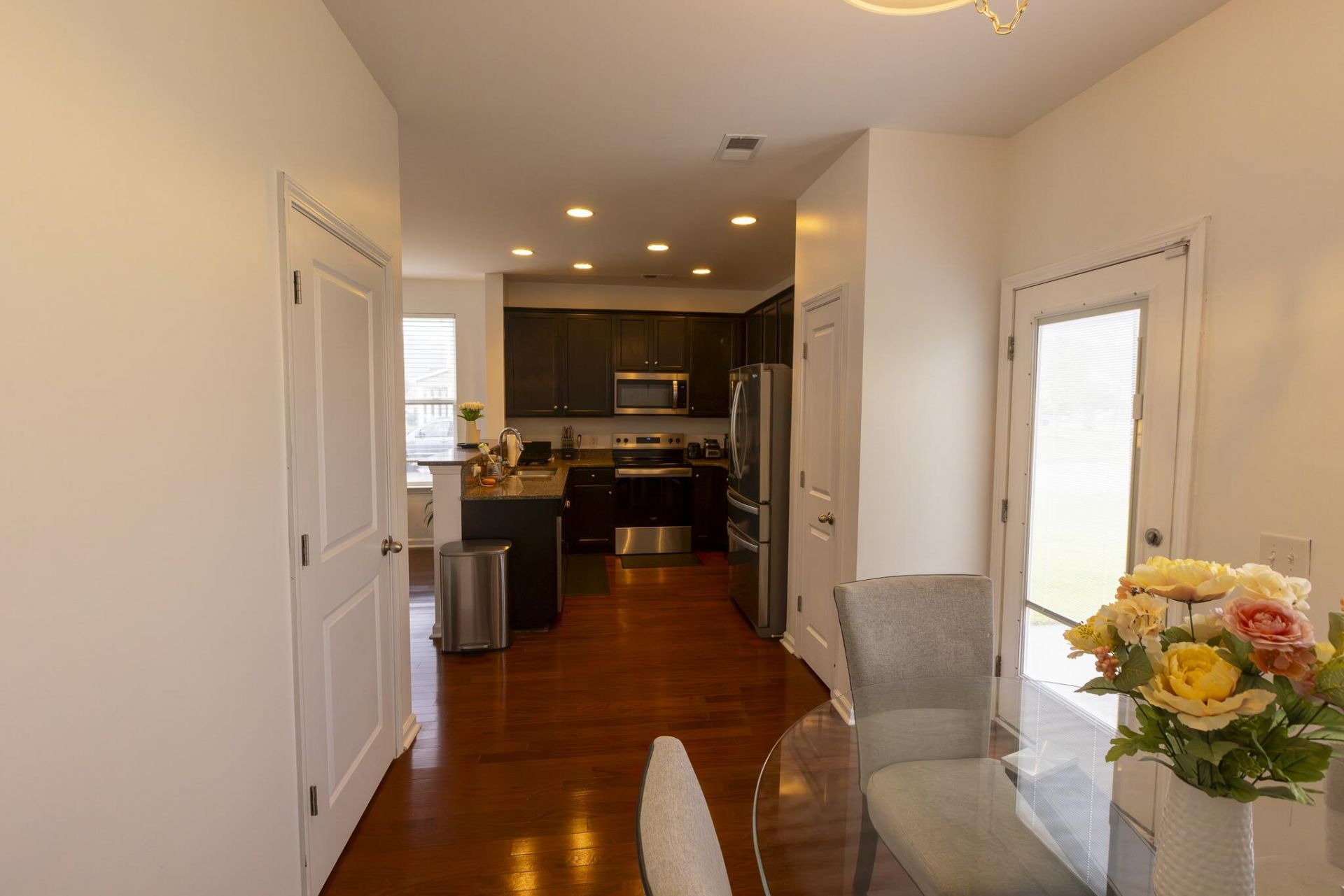 270 Oglethorpe Circle Photo 7
