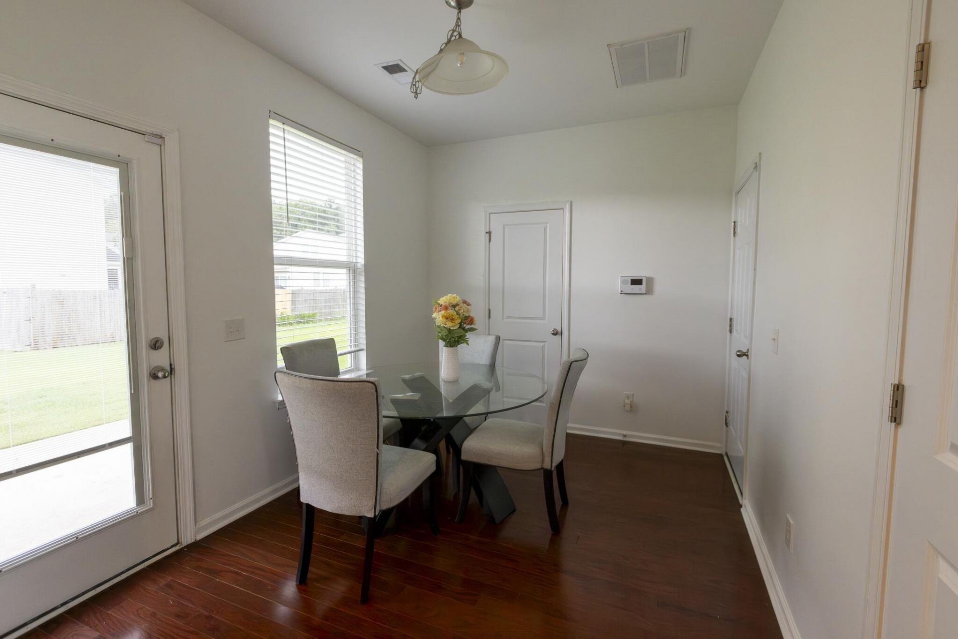 270 Oglethorpe Circle Photo 8