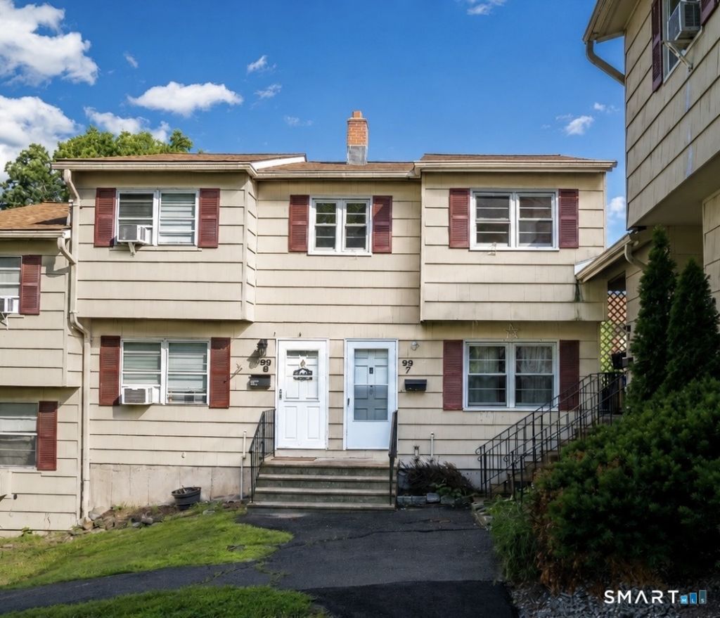 99 Ridge, Unit 7, Naugatuck, CT 06770 Main Photo