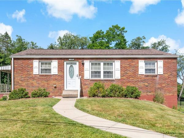 119 Forliview Rd, Glenshaw, PA 15116