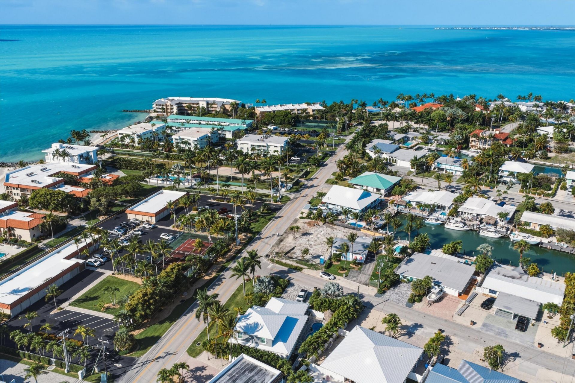 1000 W Ocean Drive, Key Colony, FL 33051 Photo