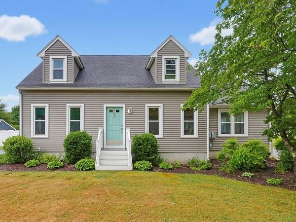 87 Messenger St., Plainville, MA 02762