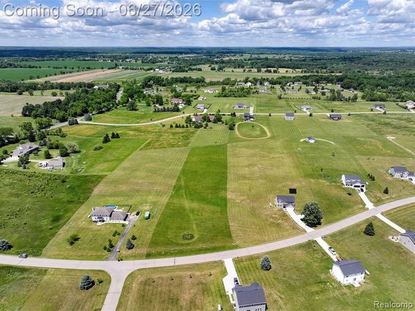 17208 Country Lane, Manchester Twp, MI 48158