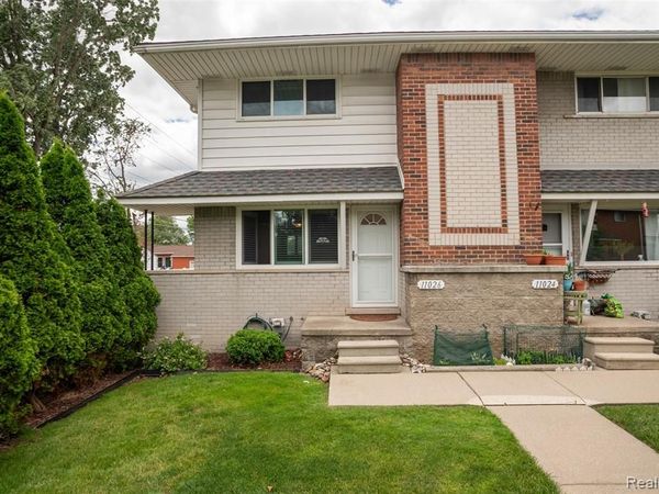11026 Middlebelt Road, Livonia, MI 48150