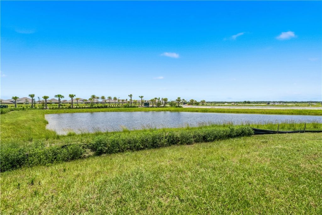 446 Glaspell Circle Se, Palm Bay, FL 32909 Photo