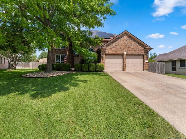 705 Princeton DR, Pflugerville, TX 78660