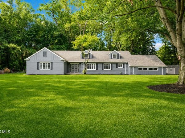 4906 Pine Ridge Road , Toledo, OH 43615