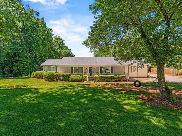 3880 Tanners Mill Road, Gainesville, GA 30507
