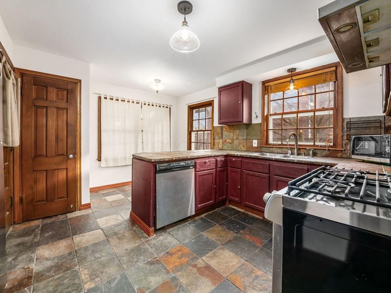 1810 Ashland Avenue, Columbus, OH 43212 Photo 18