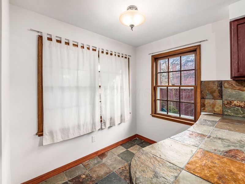 1810 Ashland Avenue, Columbus, OH 43212 Photo 21