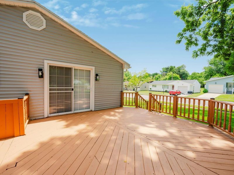 1705 Carl Drive, Lancaster, OH 43130 Photo 2