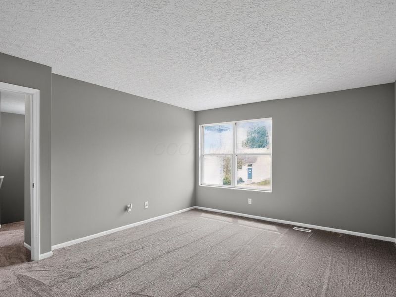 2724 Raphael Drive , Columbus, OH 43232 Photo 14